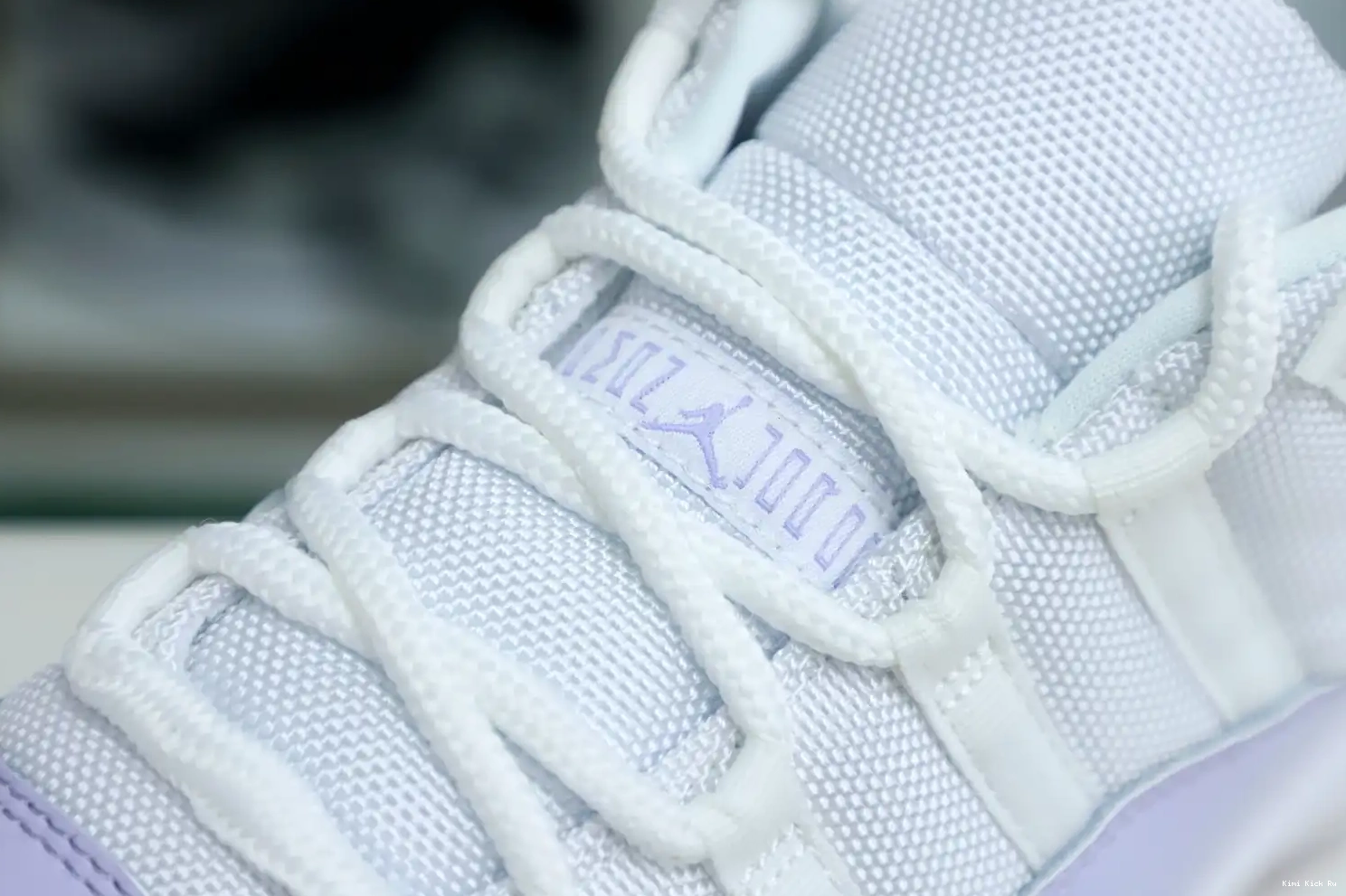 PURE VIOLET AIR LOW 11 Kimikick JORDAN 0426